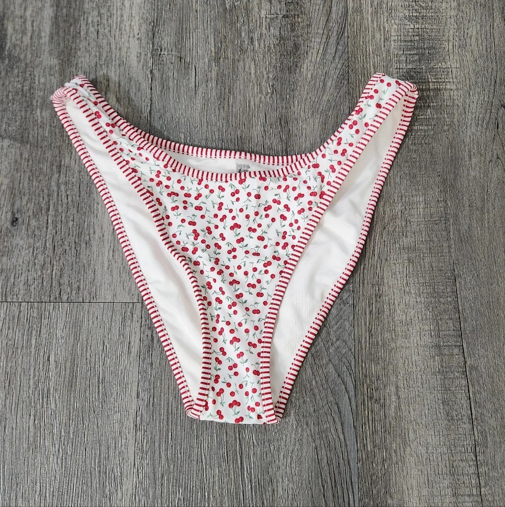 New!Pink X Frankies Bikini Golden Hiur Bikini‎ Bottom
